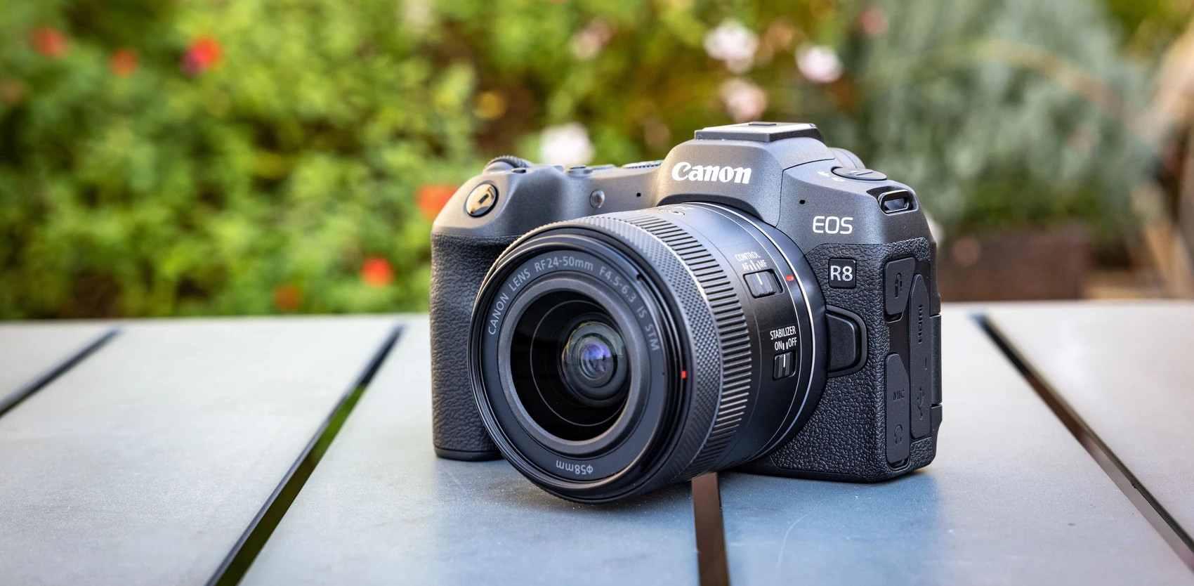 Canon En Hafif Tam Kare EOS R Sistem Kamerasını Sunuyor
